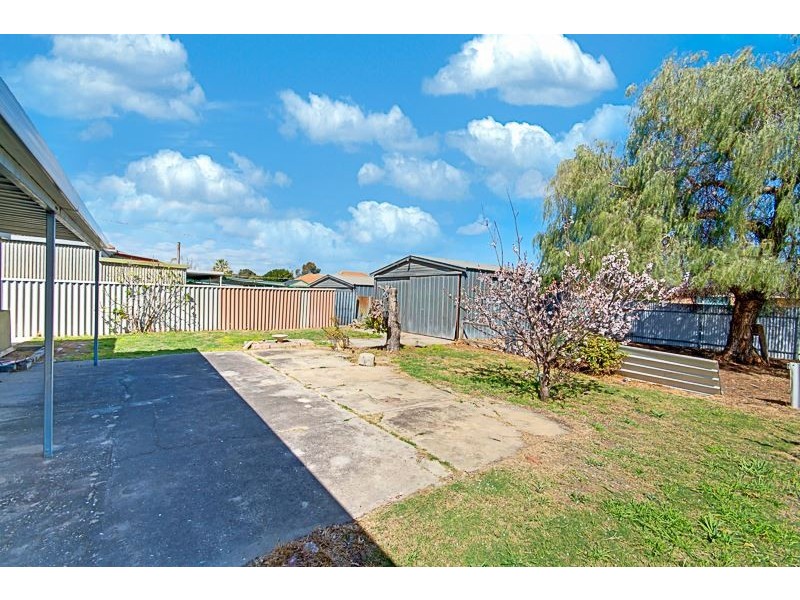 173 Victoria Road, Largs Bay SA 5016