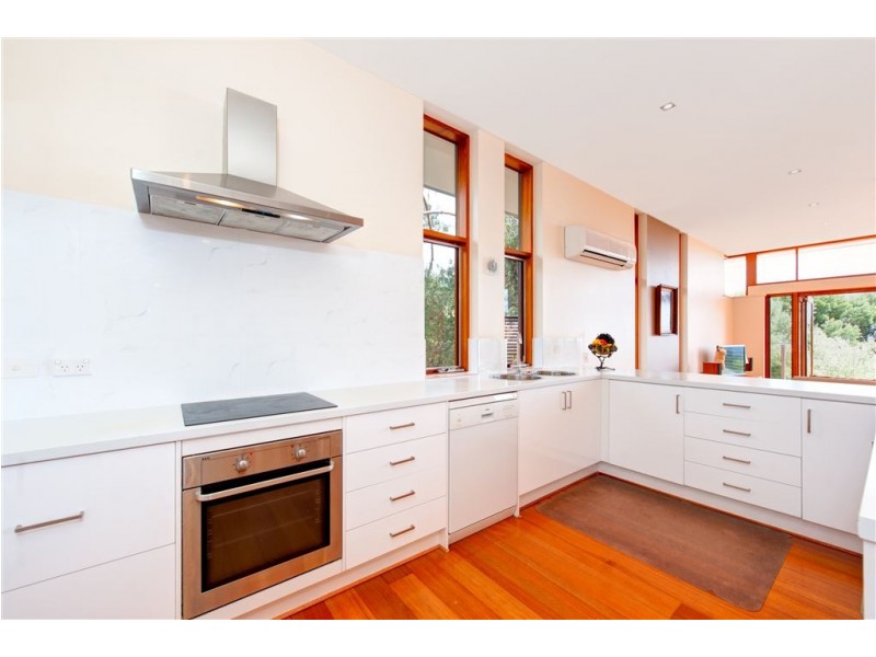 6 Fulton Crescent, Glen Osmond SA 5064