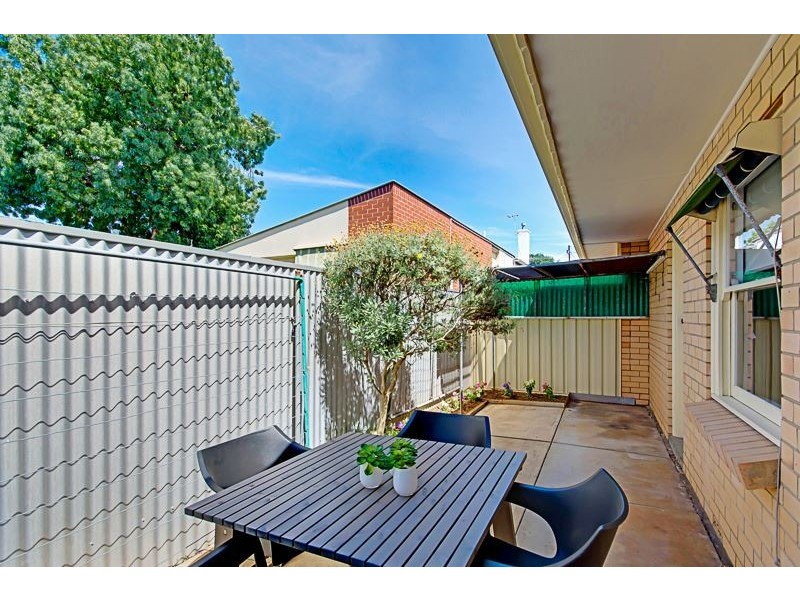 3/9 North Parade, Kingswood SA 5062