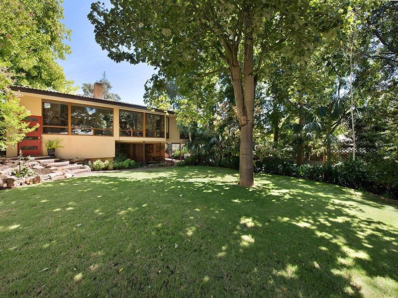 1 Lois Avenue, Torrens Park SA 5062