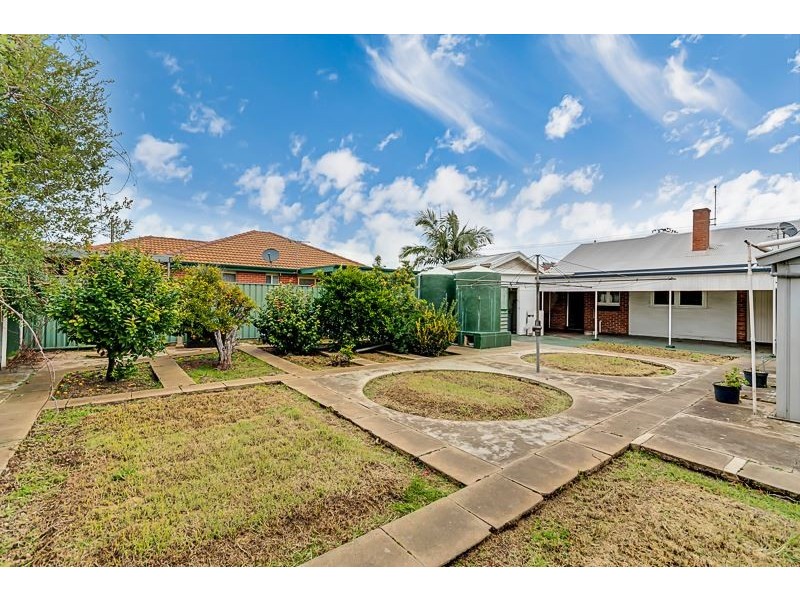 61 William Street, Beverley SA 5009