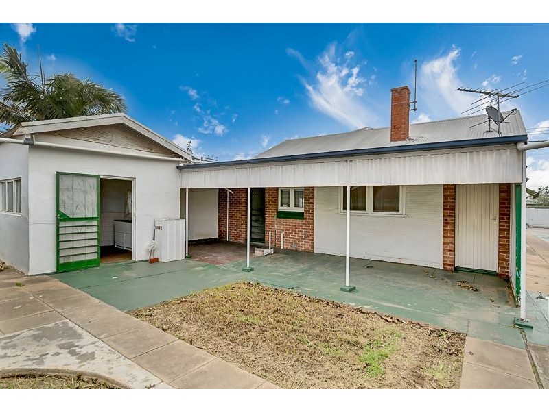 61 William Street, Beverley SA 5009
