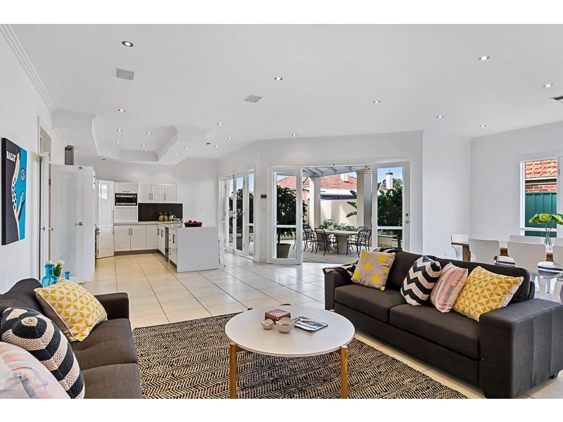 148 East Terrace, Henley Beach SA 5022