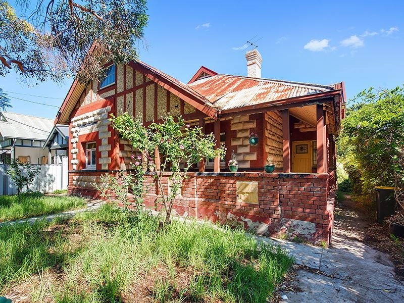 78 Seventh Avenue, St Peters SA 5069