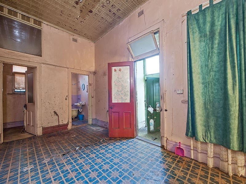 78 Seventh Avenue, St Peters SA 5069