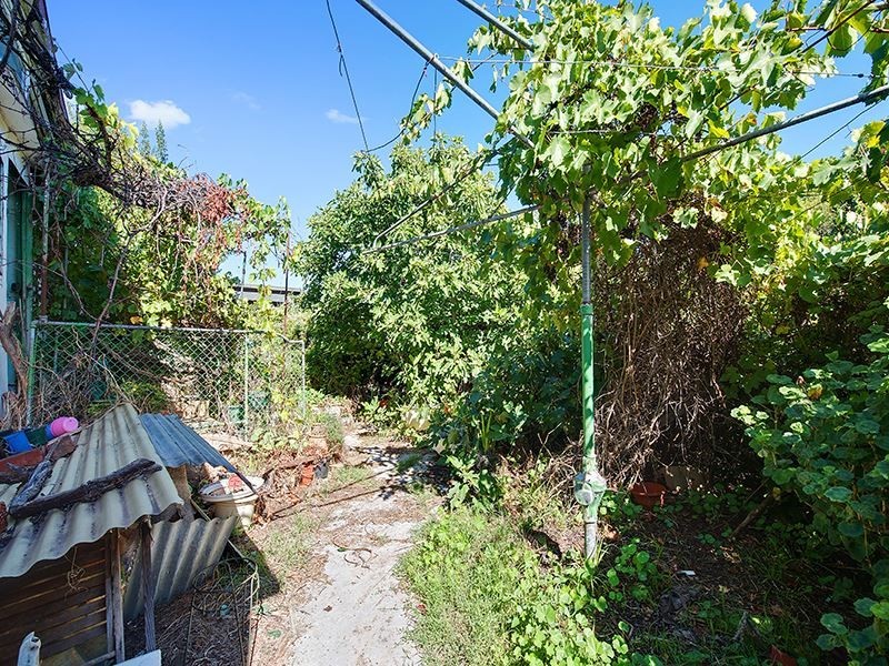 78 Seventh Avenue, St Peters SA 5069