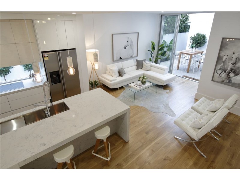 12 Kent Street, Glenelg SA 5045