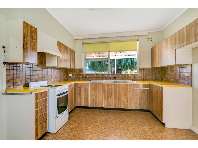 19 Sunset Crescent, Grange SA 5022