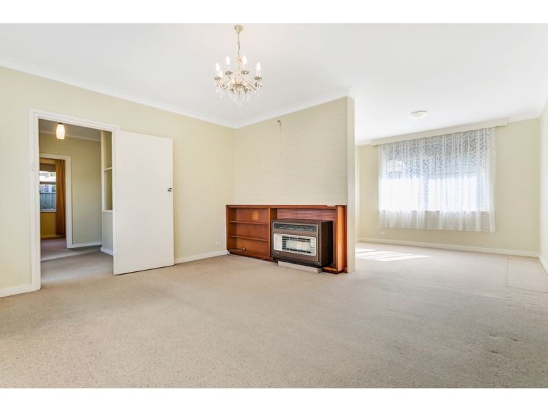 19 Sunset Crescent, Grange SA 5022