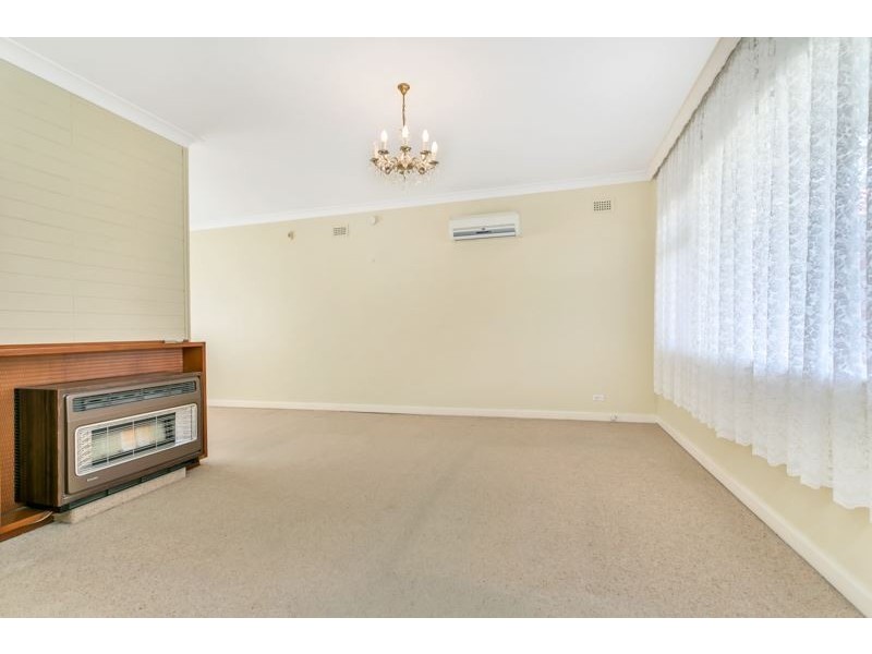 19 Sunset Crescent, Grange SA 5022