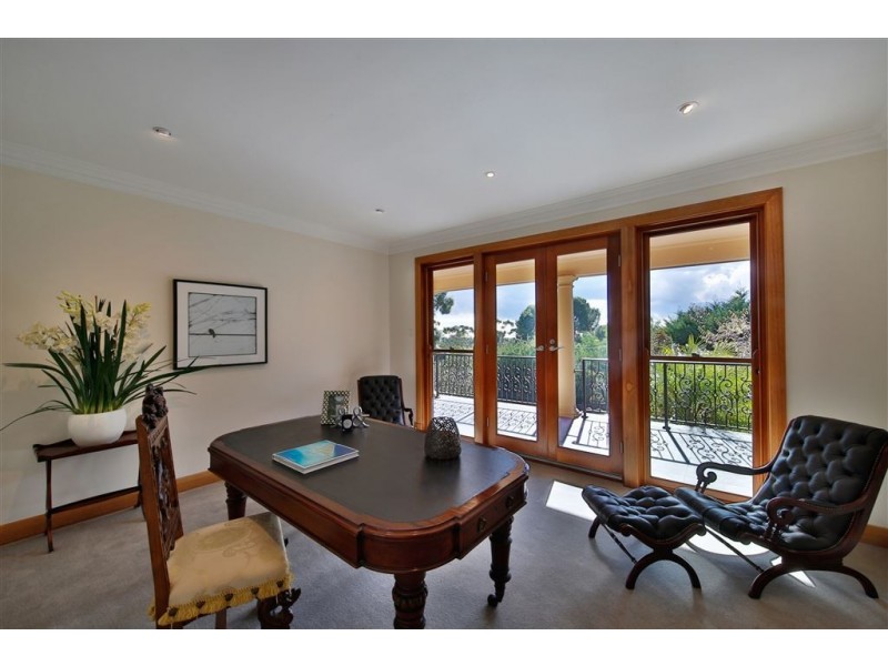 4 Goldsack Street, Glen Osmond SA 5064
