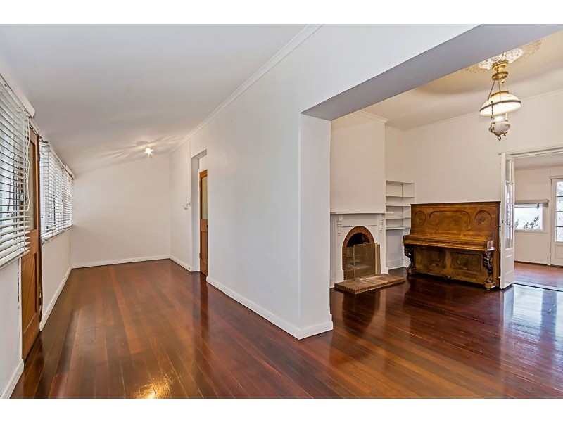 7 Sheoak Road, Belair SA 5052