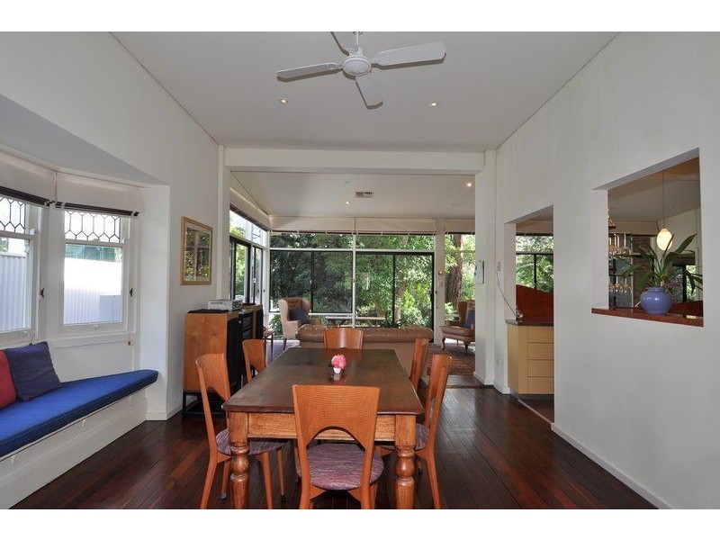 4 Lochwinnoch Road, Torrens Park SA 5062