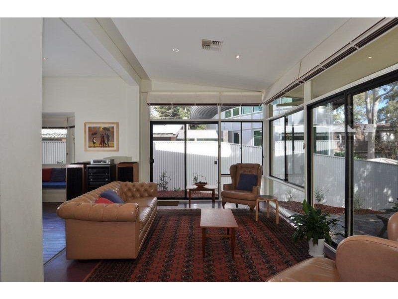 4 Lochwinnoch Road, Torrens Park SA 5062