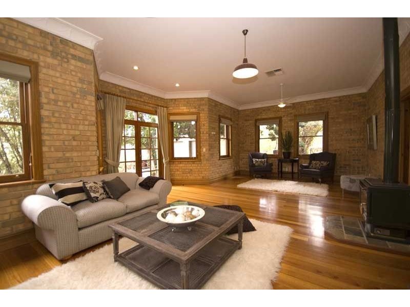 8 Fernleigh Avenue, Beaumont SA 5066