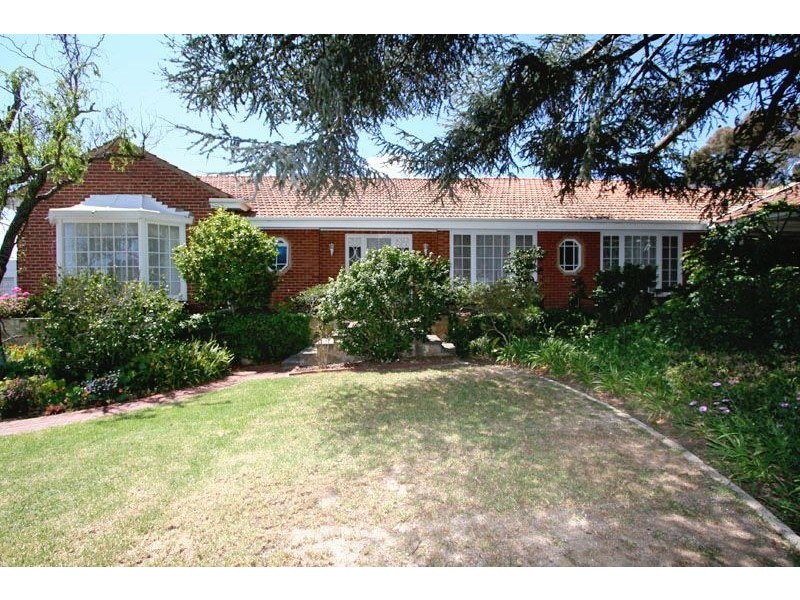 17 Carruth Road, Torrens Park SA 5062