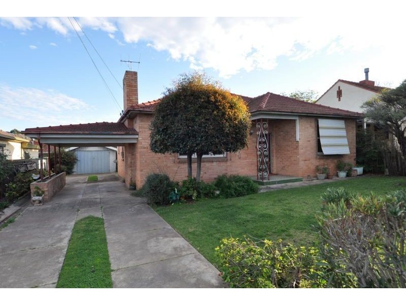 15 Ascot Ave, Vale Park SA 5081