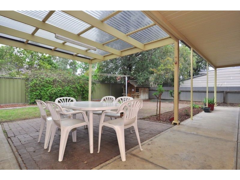 18 Woodmere Avenue, Paradise SA 5075