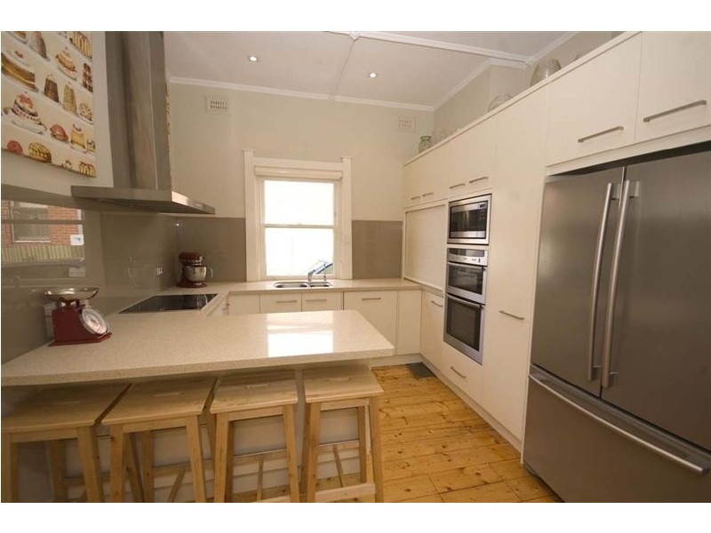 33 Churchill Road, Prospect SA 5082