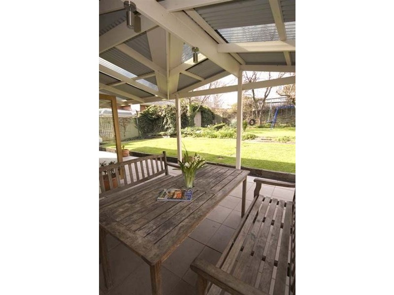 33 Churchill Road, Prospect SA 5082