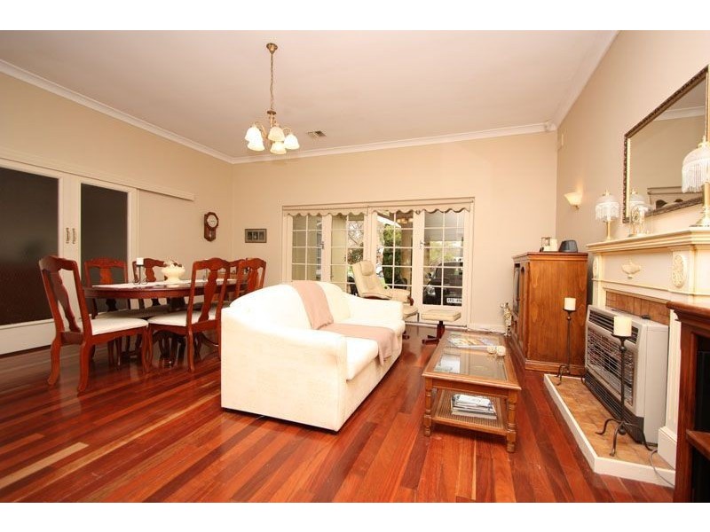 2 Penarth Avenue, Beaumont SA 5066