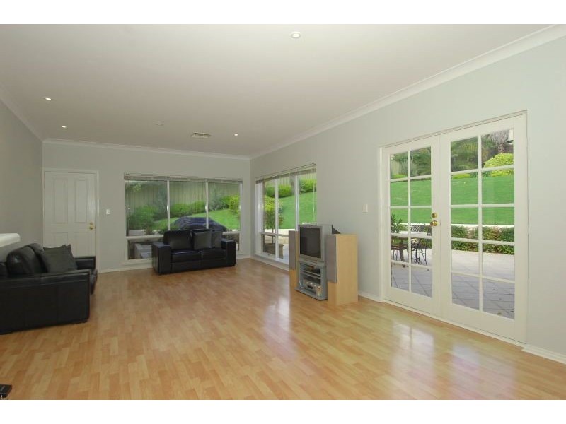 21 Eli Street, Torrens Park SA 5062