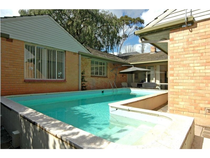 10 Brookside Road, Springfield SA 5062