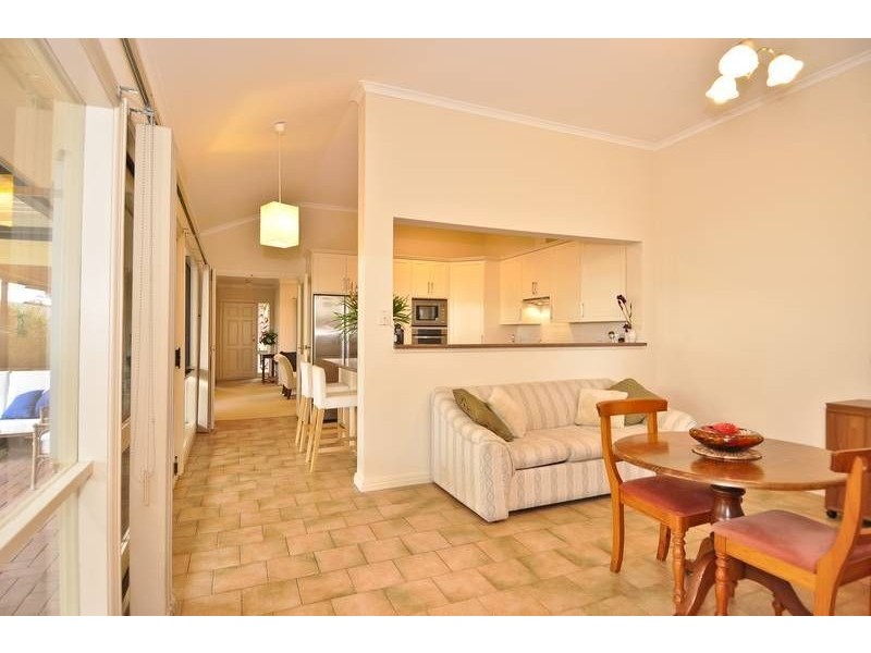 27 McKenna Street, Kensington Park SA 5068