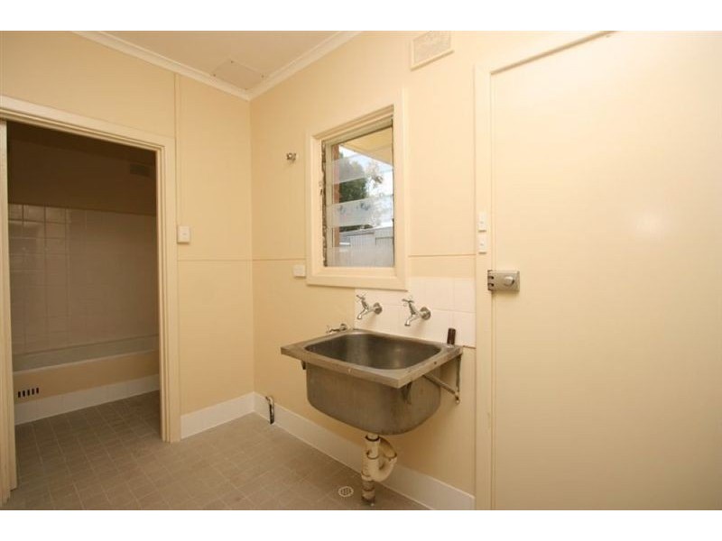 42 Northolt Road, Osborne SA 5017