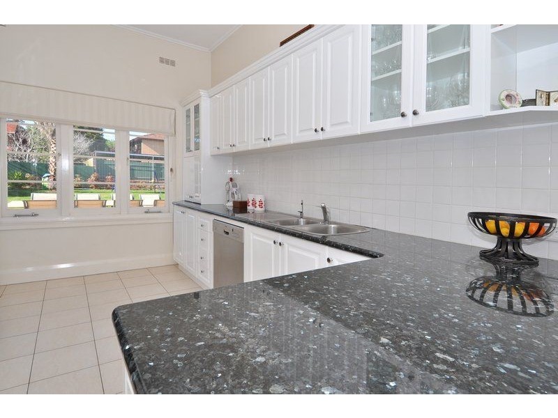 39 Elderslie Avenue, Fitzroy SA 5082