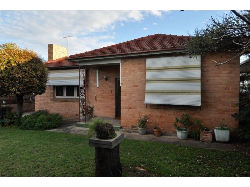 15 Ascot Avenue, Vale Park SA 5081