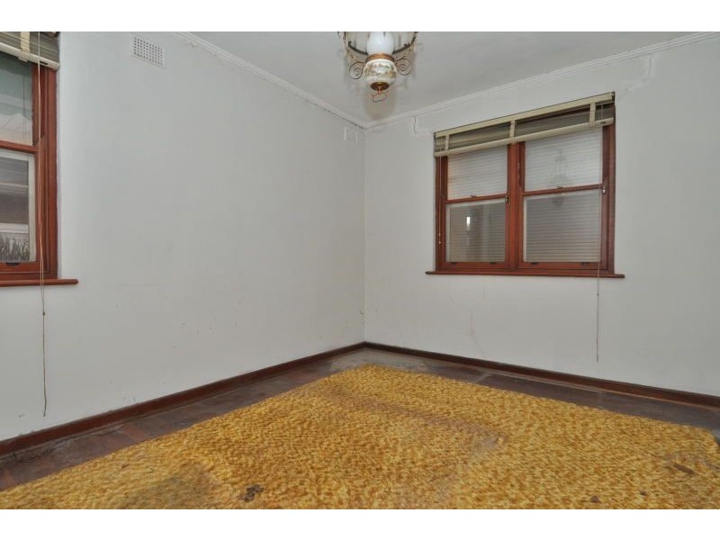 15 Ascot Avenue, Vale Park SA 5081