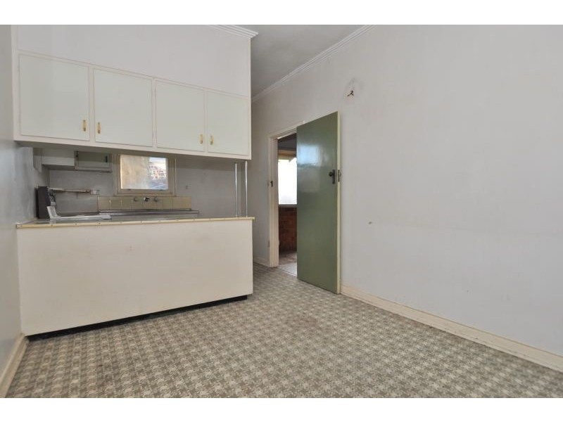 15 Ascot Avenue, Vale Park SA 5081