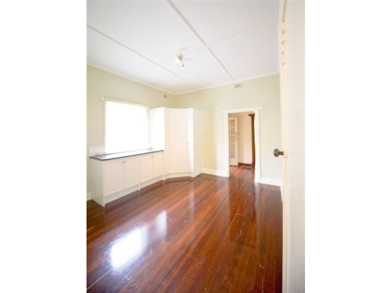 2/46 Barker Avenue, Findon SA 5023