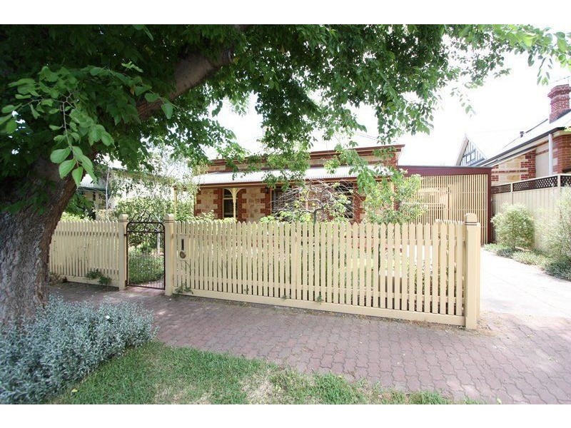 84 Gordon Road, Prospect SA 5082