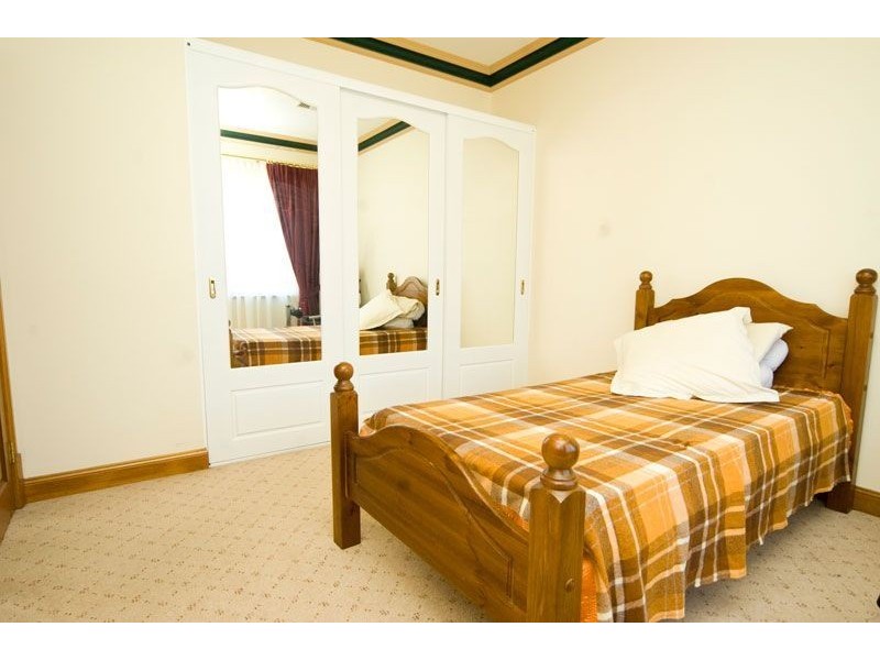 6 The Promenade, Highbury SA 5089