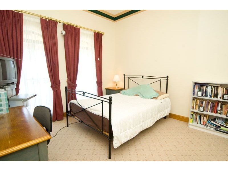 6 The Promenade, Highbury SA 5089