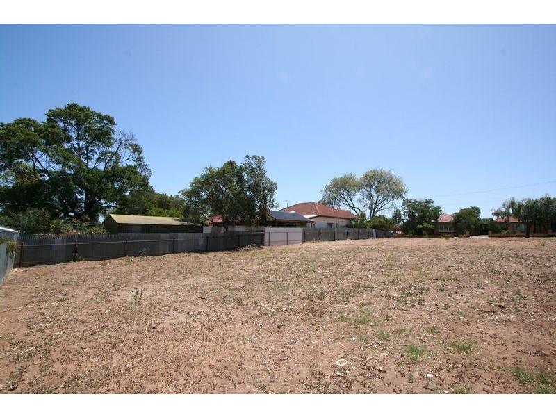 1 St Clements Street, Blair Athol SA 5084