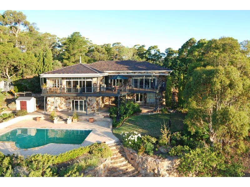 15 Adamson Avenue, Belair SA 5052