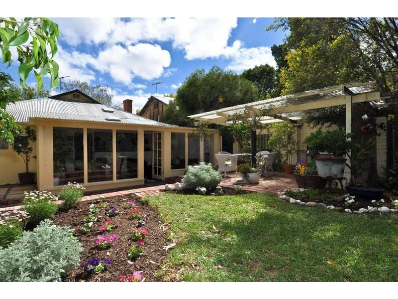 8 Ellis Street, Magill SA 5072