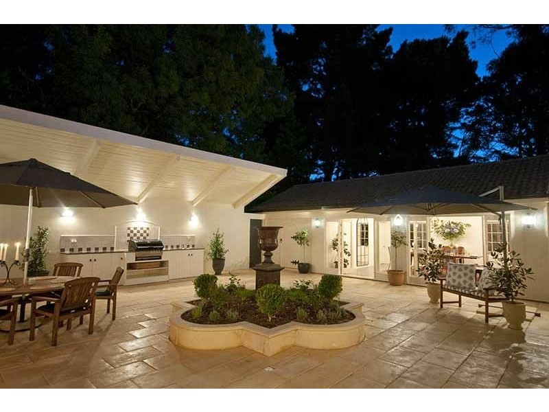 15 Glen Street, Crafers West SA 5152