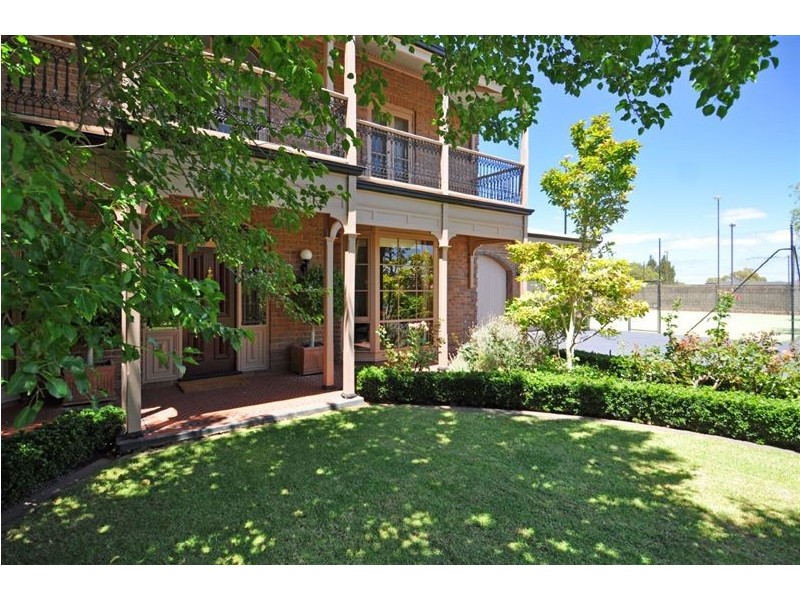 12 Gillard Drive, Rosslyn Park SA 5072