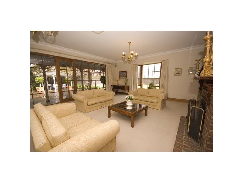 12 Gillard Drive, Rosslyn Park SA 5072