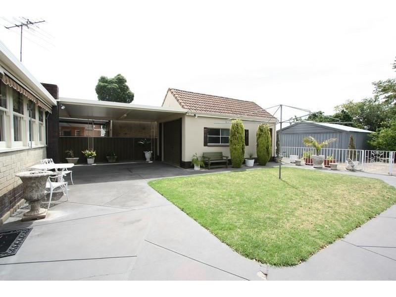 1 Holbrooks Road, Flinders Park SA 5025