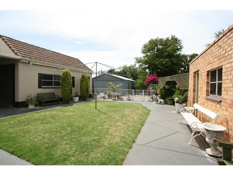 1 Holbrooks Road, Flinders Park SA 5025