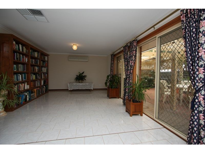 25 Farriers Way, Woodcroft SA 5162