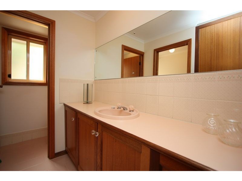 25 Farriers Way, Woodcroft SA 5162