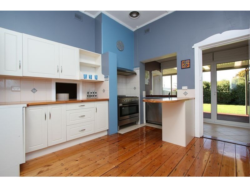 30 Moore Street, Prospect SA 5082