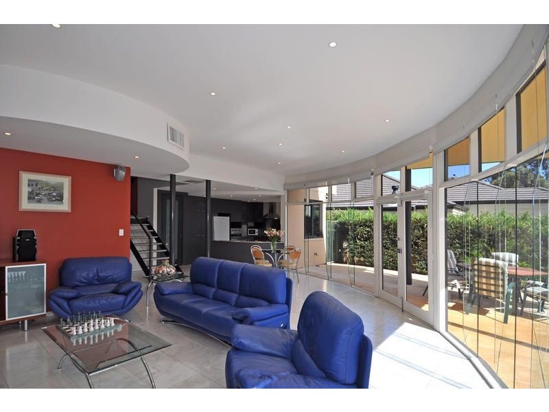 14b St Albans Drive, Burnside SA 5066