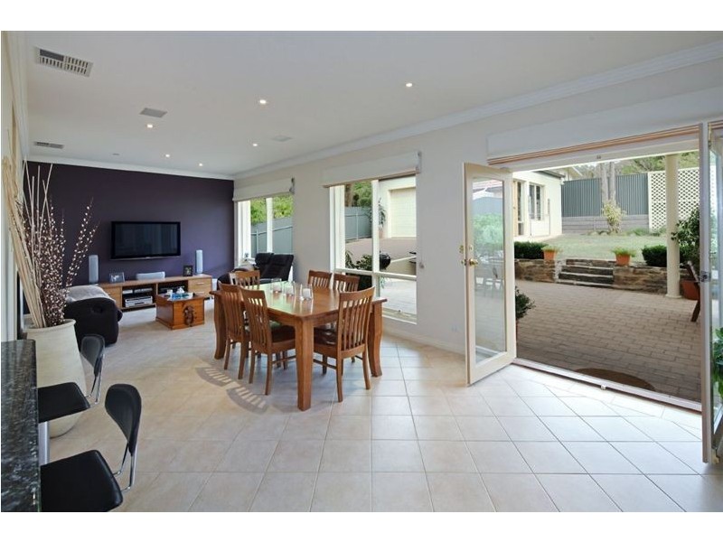 8 Clearview Street, Beaumont SA 5066